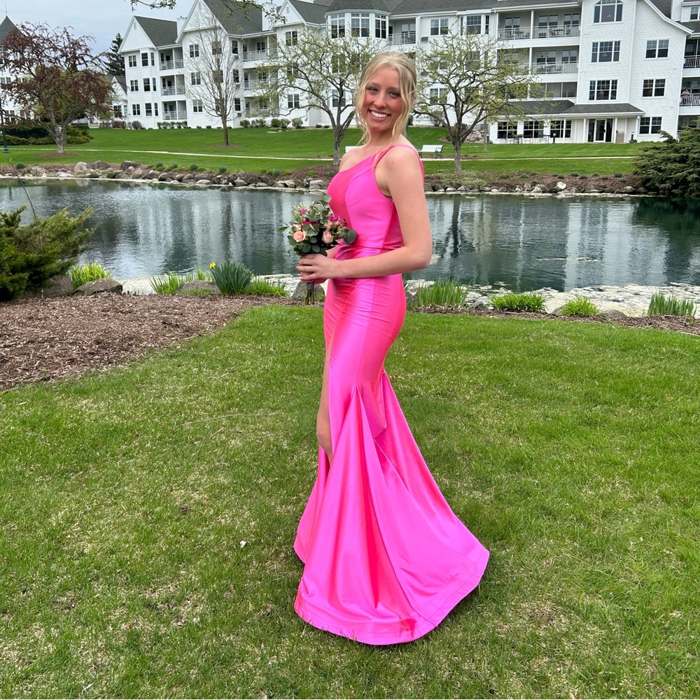 Alyce Paris Dress 61159 Shocking Pink Size 6